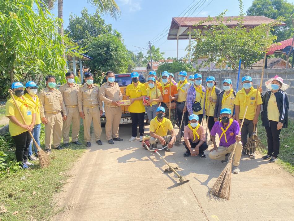 วันที่ 25 เมษายน 2565 คณะผู้บริหารนำโดยท่านนายกสามารถ นนทะศรีมอบน้ำดื่ม ในกิจกรรม Big Cleaning Day ของกลุ่มชมรมจิตอาสากำนัน ผู้ใหญ่บ้านบ้านยางน้อย หมู่ที่2